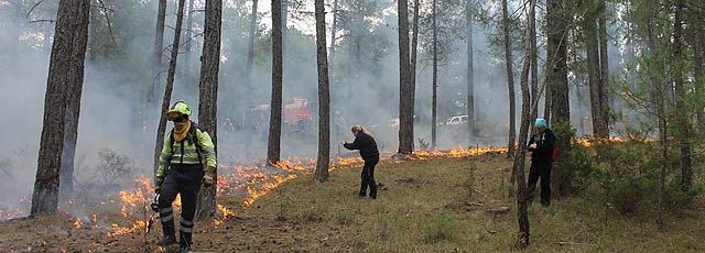 Quema controlada contrafuego